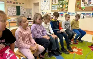 Starsi czytają młodszym (6)